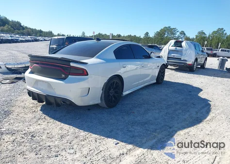 2018 Dodge Charger R/T Scat Pack Rwd z USA, uszkodzony, nr VIN 2C3CDXGJ4JH323154